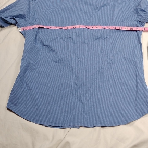 Armani Exchange men's large sized long sleeved snapped shirt - Picture 12 of 14